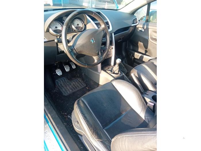 Peugeot 207 CC 1.6 16V THP Sloopvoertuig (2007, Blauw)