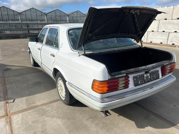 Mercedes S 420 SE,SEL Salvage vehicle (1985, White)