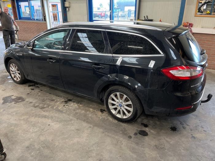 Ford Mondeo IV Wagon 2.0 TDCi 135 16V Salvage vehicle (2012, Black)