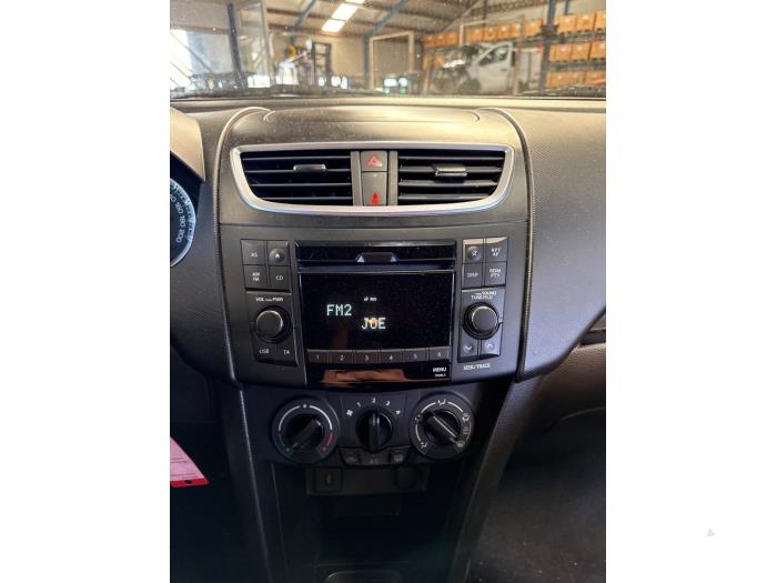 Suzuki Swift 1.2 16V Salvage vehicle (2015, Black)