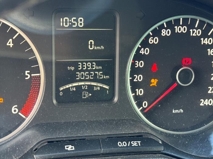 Volkswagen Polo V 1.2 TDI 12V BlueMotion Salvage vehicle (2011, Gray)