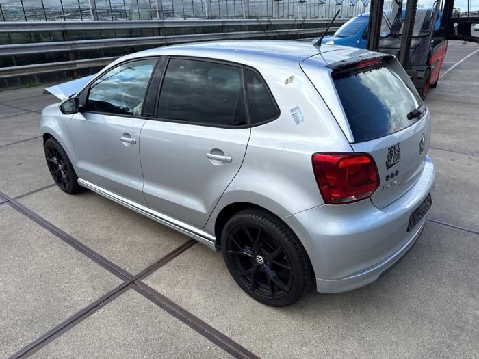 Volkswagen Polo V 1.2 TDI 12V BlueMotion Salvage vehicle (2011, Gray)
