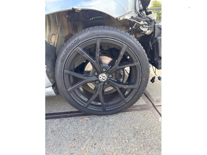 Volkswagen Polo V 1.2 TDI 12V BlueMotion Salvage vehicle (2011, Gray)