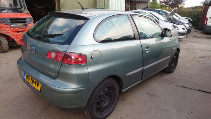 Seat Ibiza III 1.4 16V 75 Sloopvoertuig (2002, Groen)