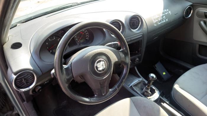 Seat Ibiza III 1.4 16V 75 Sloopvoertuig (2002, Groen)