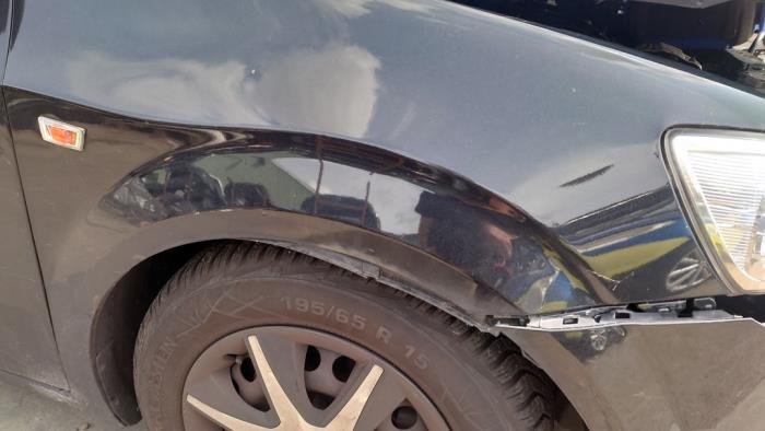 Chevrolet Aveo 1.3 D 16V Skrotfordon (2012, ZWART)