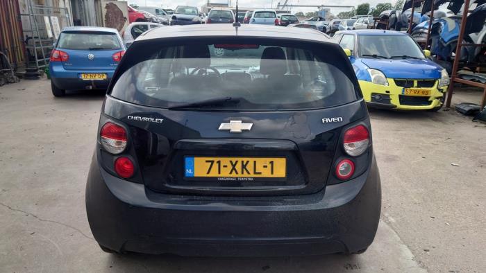 Chevrolet Aveo 1.3 D 16V Skrotfordon (2012, ZWART)