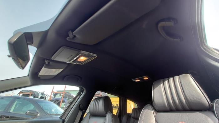 Alfa Romeo 159 Sportwagon 1.9 JTDm 16V Skrotfordon (2008, ZWART)