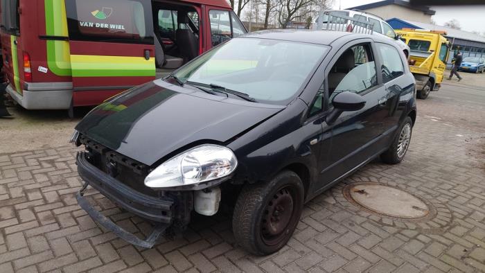 Fiat Grande Punto 1.4 Sloopvoertuig (2007, Zwart)