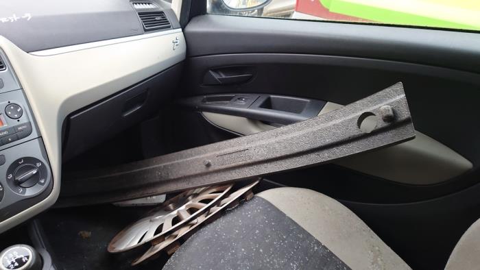 Fiat Grande Punto 1.4 Sloopvoertuig (2007, Zwart)