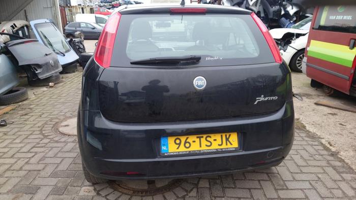 Fiat Grande Punto 1.4 Sloopvoertuig (2007, Zwart)