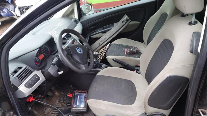 Fiat Grande Punto 1.4 Sloopvoertuig (2007, Zwart)