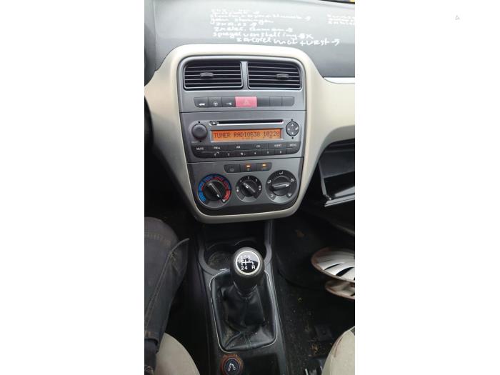 Fiat Grande Punto 1.4 Sloopvoertuig (2007, Zwart)