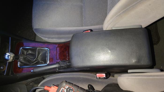 Peugeot 407 1.8 16V Skrotfordon (2008, ZWART)