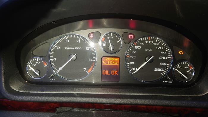 Peugeot 407 1.8 16V Skrotfordon (2008, ZWART)