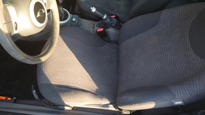 Mini Mini Skrotfordon (2003, ZWART)