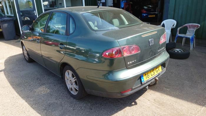 Seat Cordoba 1.4 16V Samochód złomowany (2003, Zielony)