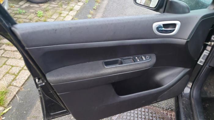 Peugeot 307 SW 1.6 16V Sloopvoertuig (2007, Zwart)