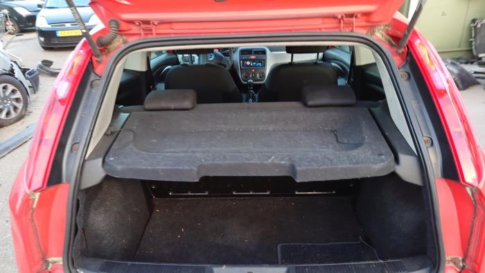 Fiat Grande Punto 1.2 Skrotfordon (2006, ROOD)