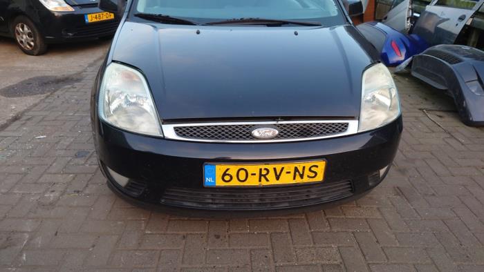 Ford Fiesta 5 1.3 Samochód złomowany (2005, Czarny)