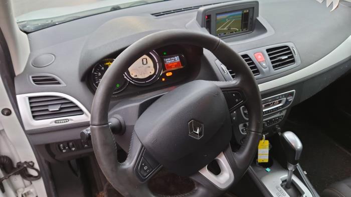 Renault Megane III Grandtour 1.5 dCi 110 Sloopvoertuig (2011, Wit)