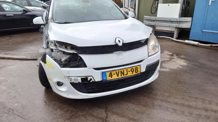 Renault Megane III Grandtour 1.5 dCi 110 Sloopvoertuig (2011, Wit)