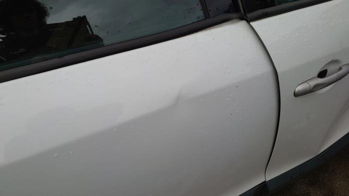 Renault Megane III Grandtour 1.5 dCi 110 Sloopvoertuig (2011, Wit)