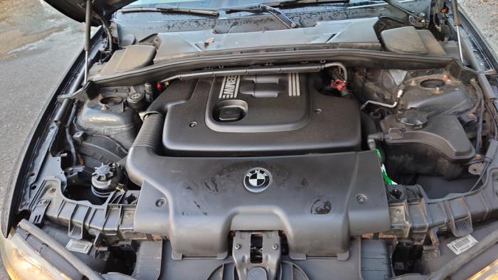 BMW 1 serie 118d 16V Skrotfordon (2004, ZWART)