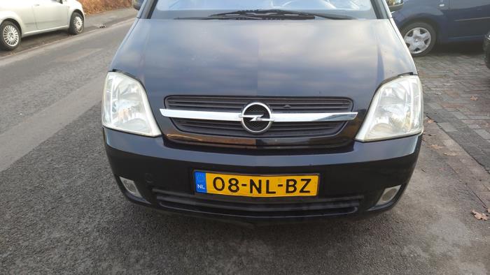 Opel Meriva 1.6 16V Samochód złomowany (2003, Czarny)