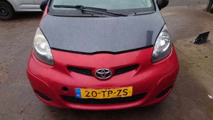 Toyota Aygo 1.0 12V VVT-i Sloopvoertuig (2007, Grijs)