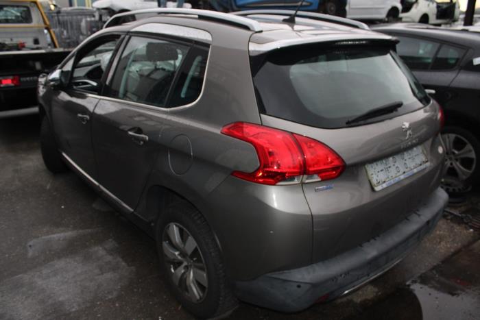 Peugeot 2008 1.6 Blue HDi 100 Skrotfordon (2016, BRUIN)