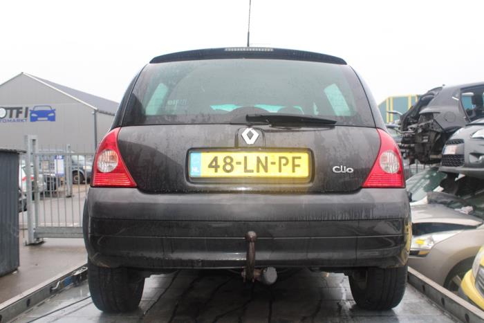 Renault Clio II 1.2 16V Skrotfordon (2003)