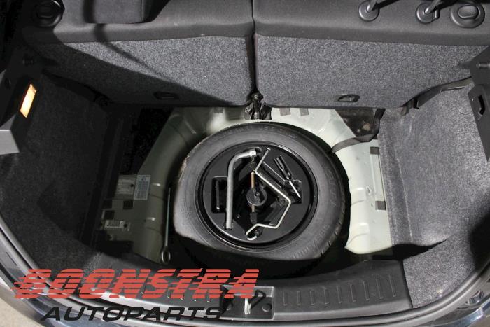 Lancia Ypsilon 0.9 TwinAir 85 Skrotfordon (2011, BLAUW)