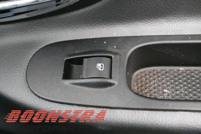 Lancia Ypsilon 0.9 TwinAir 85 Skrotfordon (2011, BLAUW)