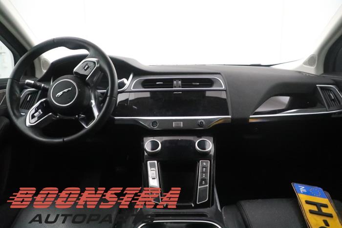 Jaguar I-Pace EV400 AWD Skrotfordon (2019, GRIJS)