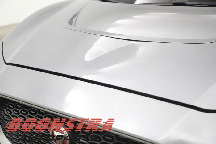 Jaguar I-Pace EV400 AWD Skrotfordon (2019, GRIJS)