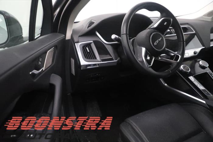 Jaguar I-Pace EV400 AWD Skrotfordon (2019, GRIJS)