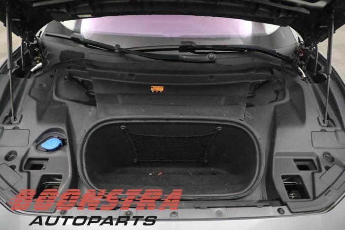 Jaguar I-Pace EV400 AWD Skrotfordon (2019, GRIJS)