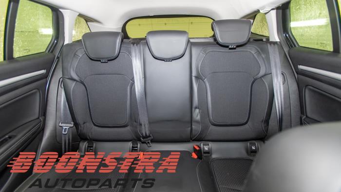 Renault Megane IV Estate 1.3 TCE 160 16V Sloopvoertuig (2021, Zwart)