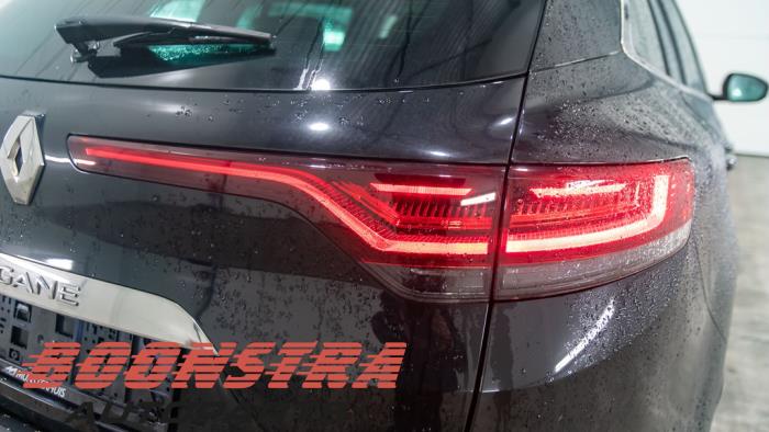 Renault Megane IV Estate 1.3 TCE 160 16V Sloopvoertuig (2021, Zwart)