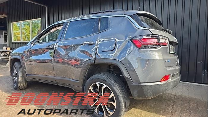Jeep Compass II 1.3 4XE 240 16V 4x4 Sloopvoertuig (2023, Grijs)
