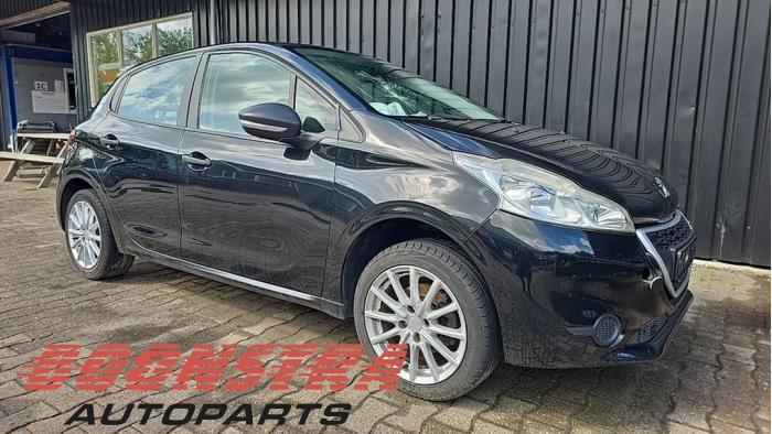 Peugeot 208 I 1.0 Vti 12V PureTech Skrotfordon (2013, ZWART)