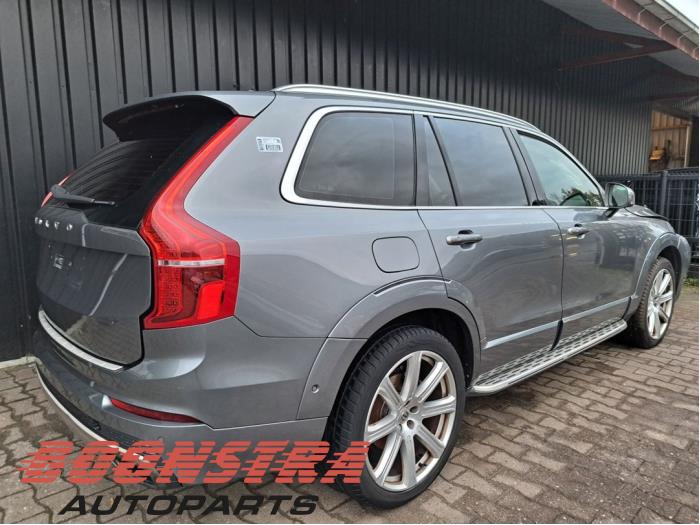 Volvo XC90 II 2.0 D5 16V AWD Skrotfordon (2015, GRIJS)