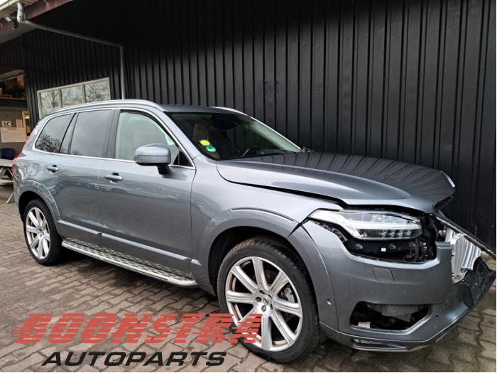 Volvo XC90 II 2.0 D5 16V AWD Skrotfordon (2015, GRIJS)