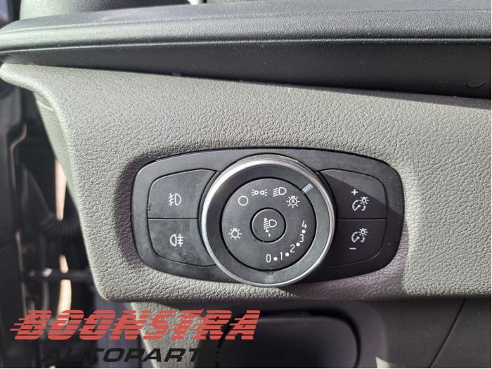 Ford Transit Custom 2.0 TDCi 16V Eco Blue 170 Skrotfordon (2020, GRIJS)