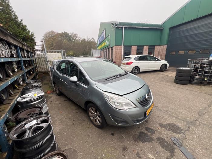 Opel Meriva 1.4 Turbo 16V ecoFLEX Sloopvoertuig (2011, Grijs)