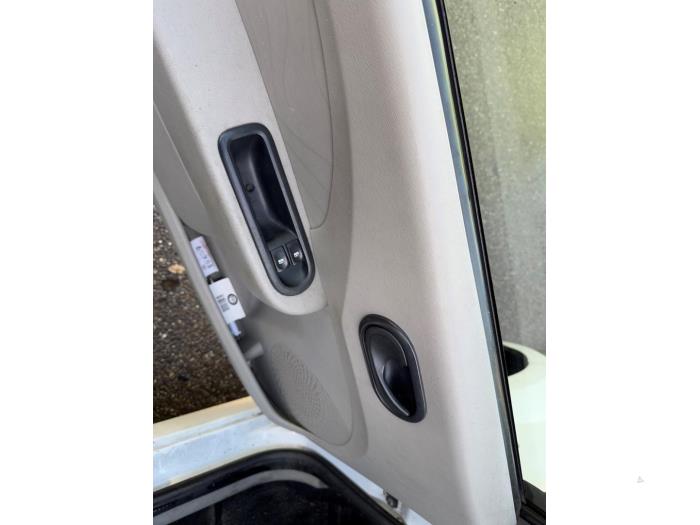 Renault Twingo II 1.2 Sloopvoertuig (2010, Wit)