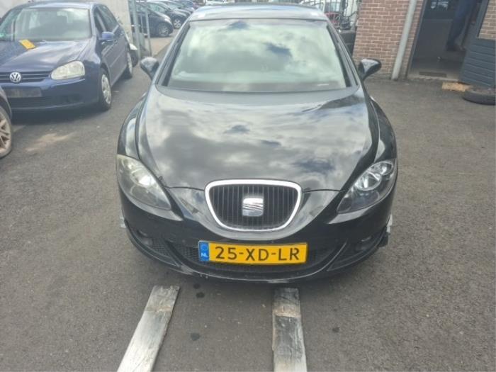 Seat Leon 1.6 Sloopvoertuig (2007, Zwart)