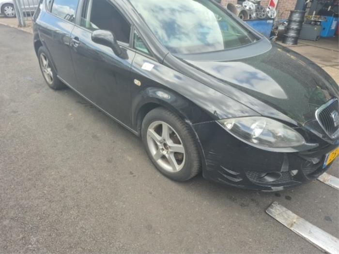Seat Leon 1.6 Sloopvoertuig (2007, Zwart)