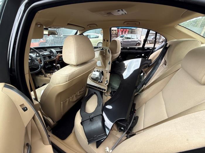 BMW 5 serie 523i 24V Sloopvoertuig (2005, Zwart)